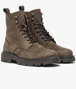 BOOTS BENNY CAFE