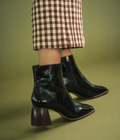 BOOTS TEA NOIR VERNI