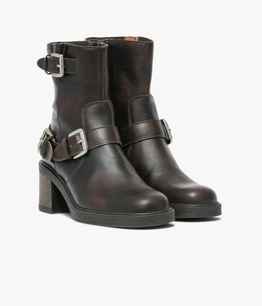 BOOTS TEDDY CAFE